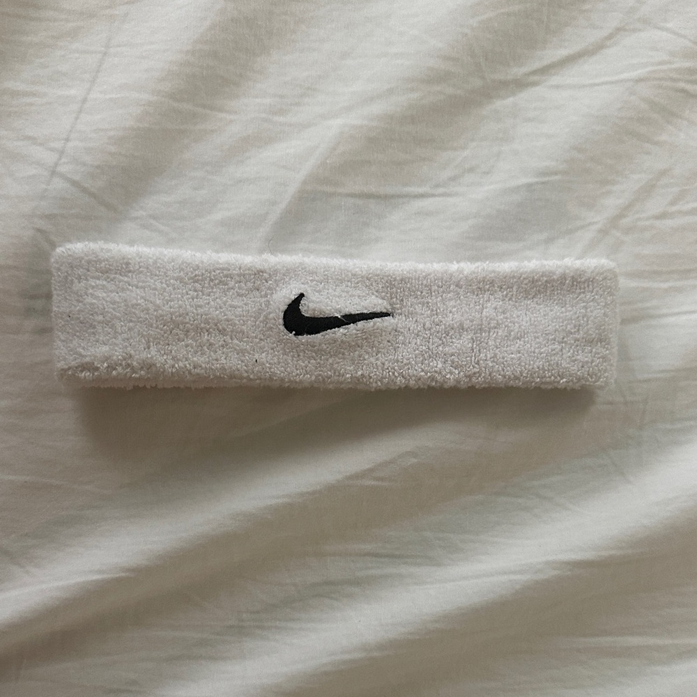 White nike headband w/ black swoosh
